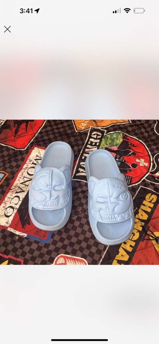 BoohooMAN Skull Graphic Molded Slides Light Blue